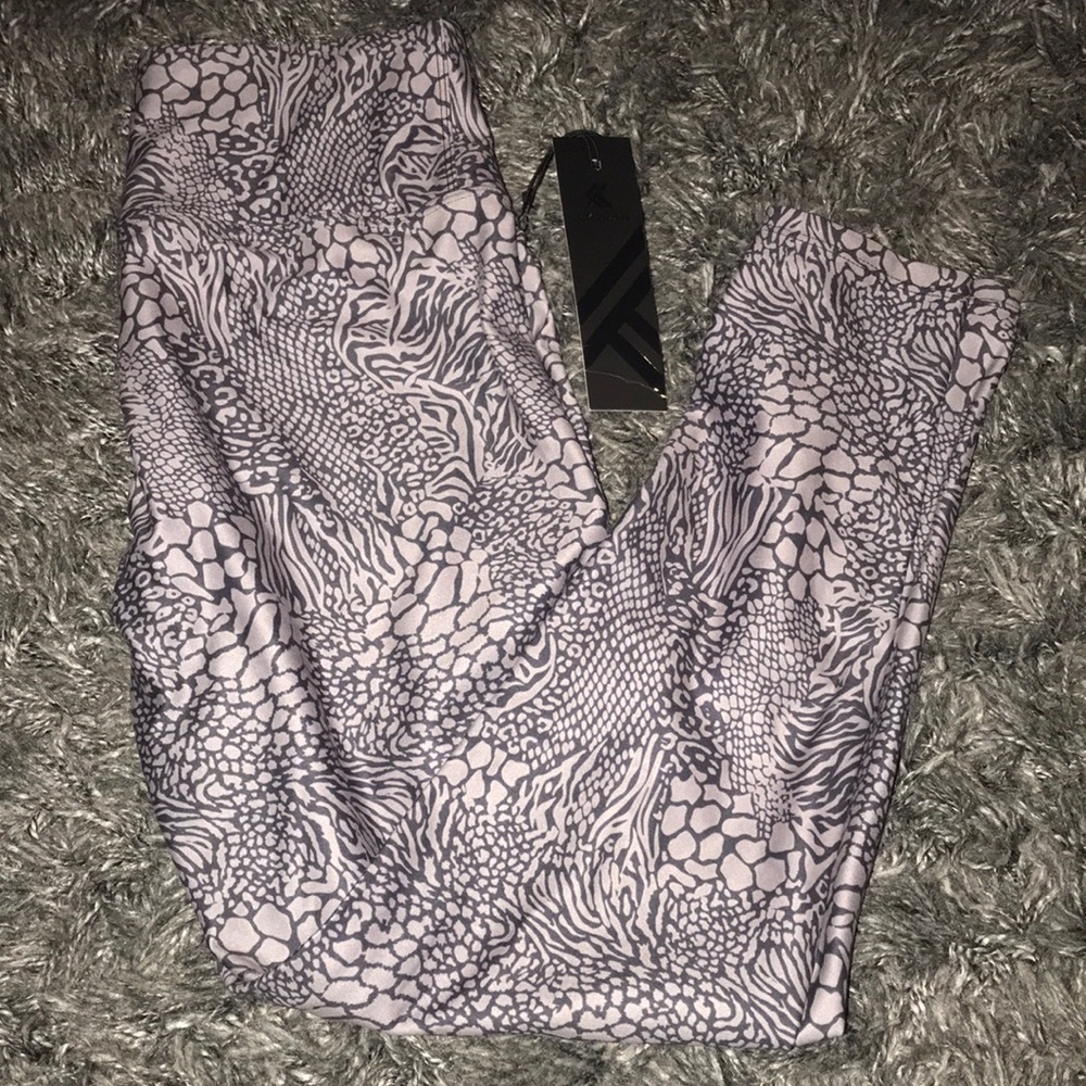 Kyodan leggings sz med NWT